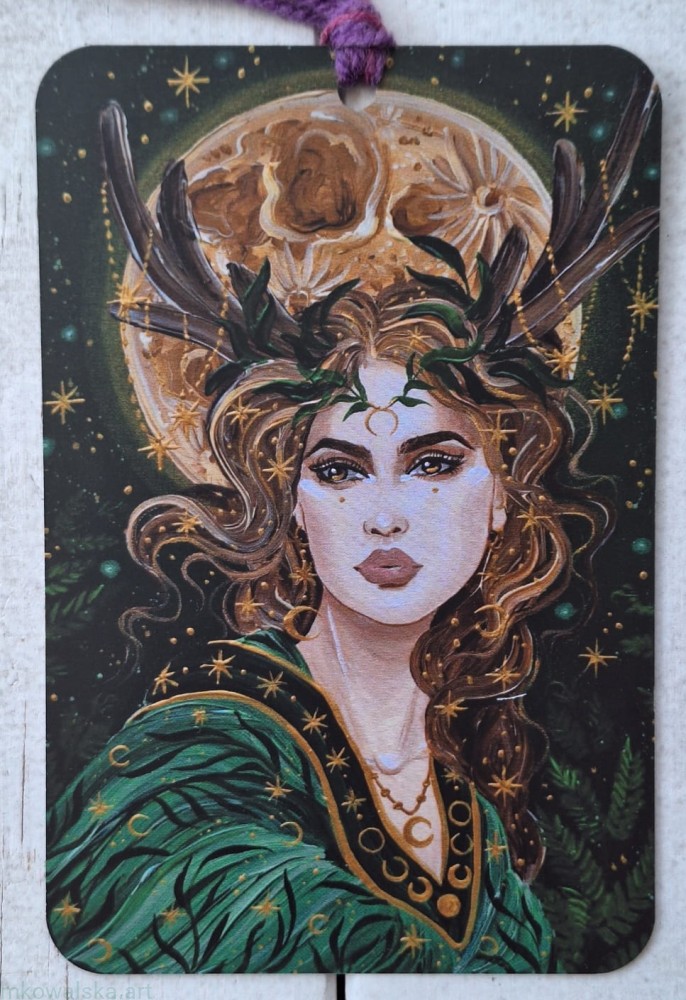 leśna łowczyni.jpg